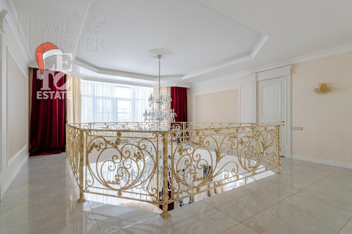 2-этажный коттедж 1 110 м² с отделкой