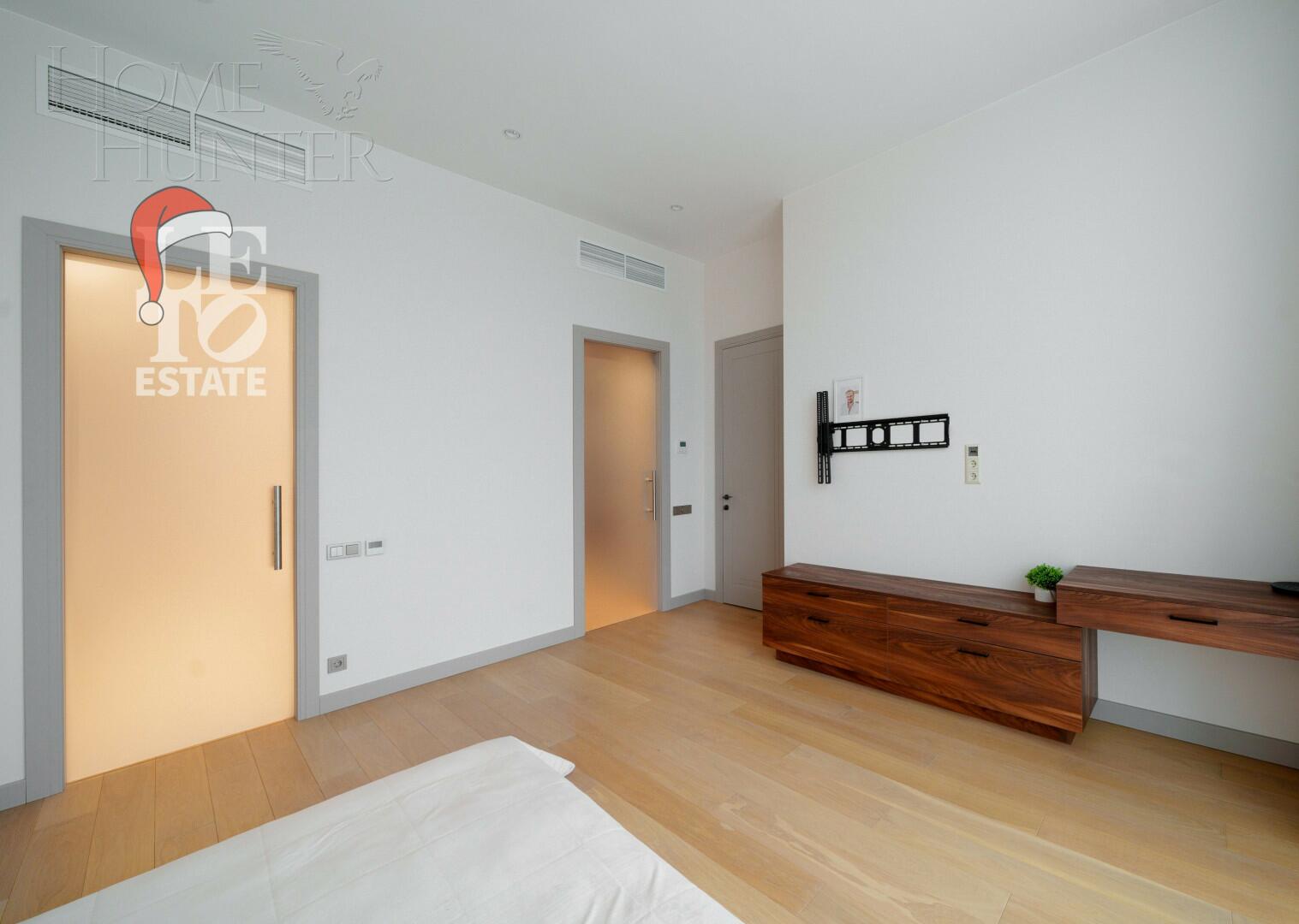 4-этажный таунхаус 278 м² с отделкой