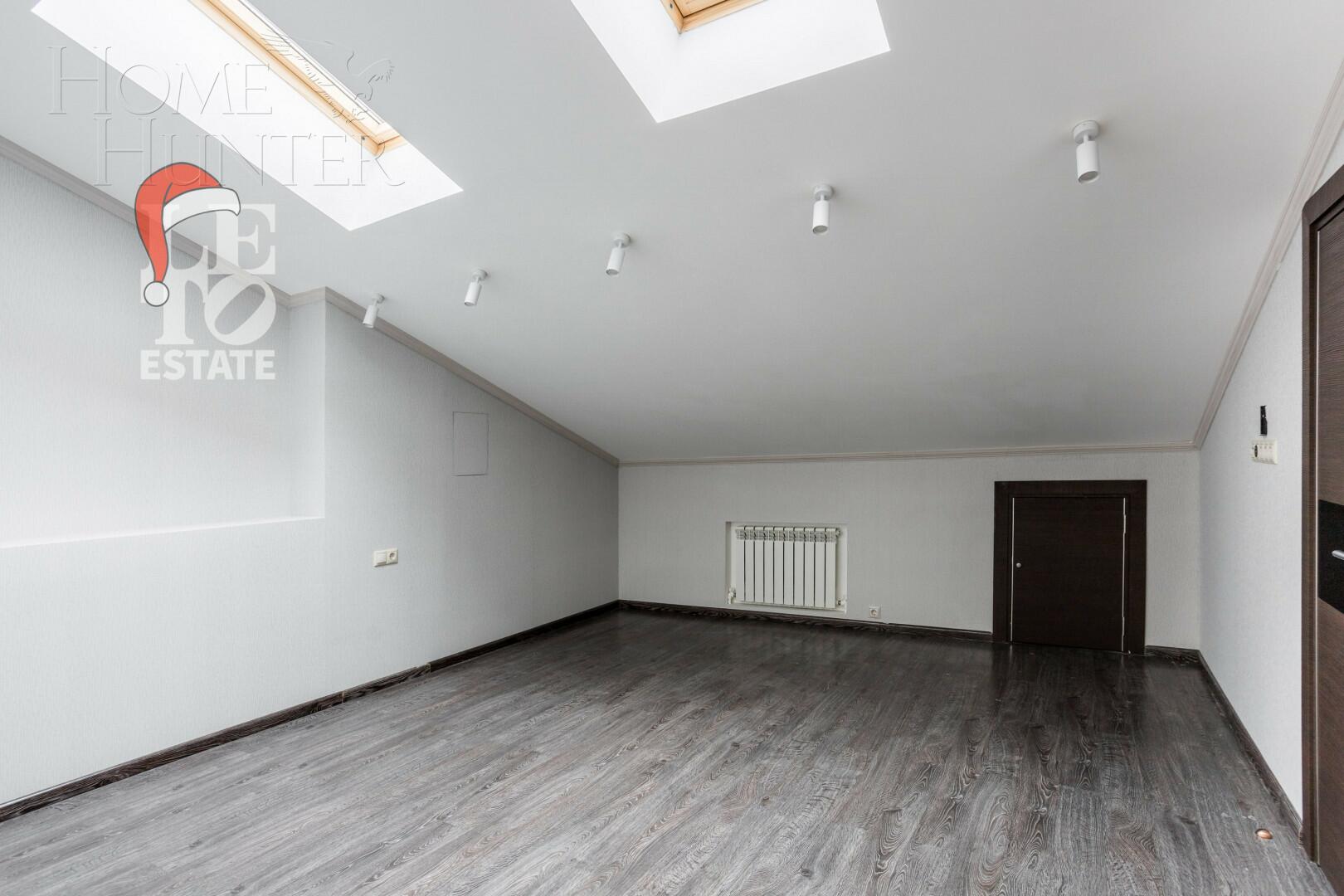 2-этажный таунхаус 440 м² с отделкой