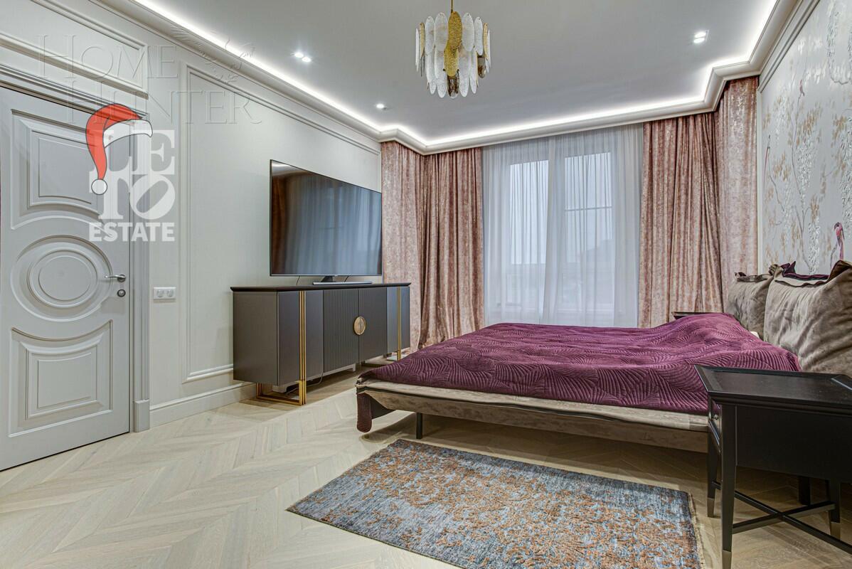 2-этажный коттедж 275 м² с отделкой