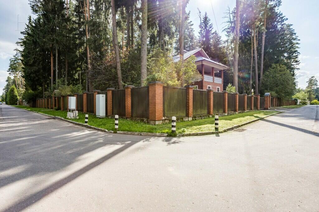 2-этажный коттедж 550 м² с отделкой