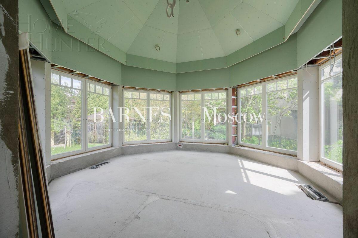 3-этажный коттедж 501.7 м² без отделки