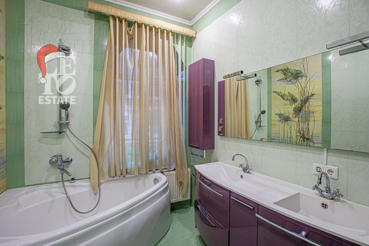 3-этажный коттедж 472 м² с отделкой