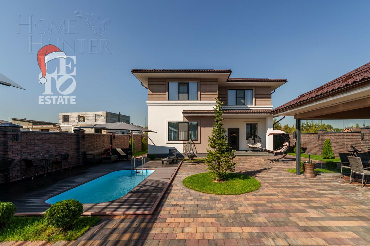 2-этажный коттедж 244 м² с отделкой