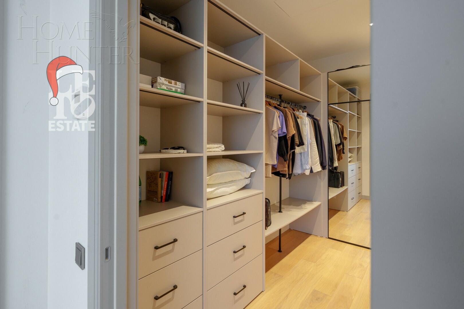 4-этажный таунхаус 278 м² с отделкой