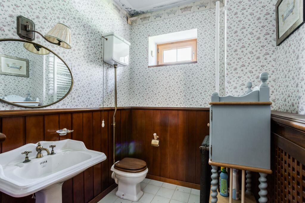 2-этажный коттедж 550 м² с отделкой