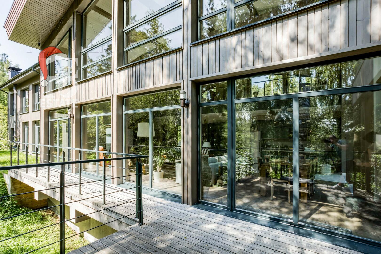 2-этажный коттедж 426 м² с отделкой