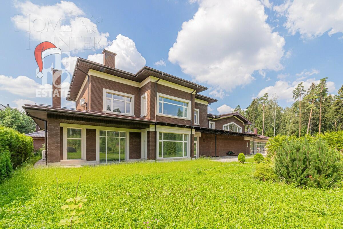 2-этажный коттедж 750 м² без отделки