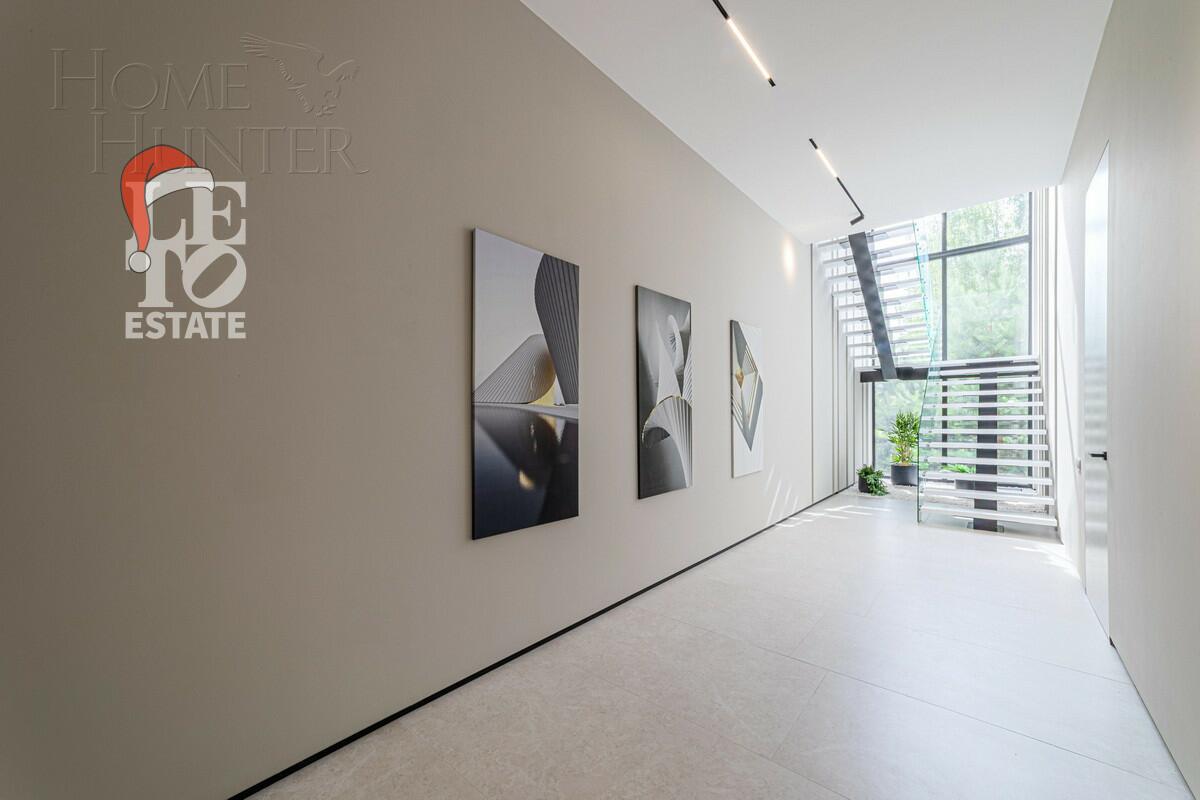 2-этажный коттедж 720 м² с отделкой