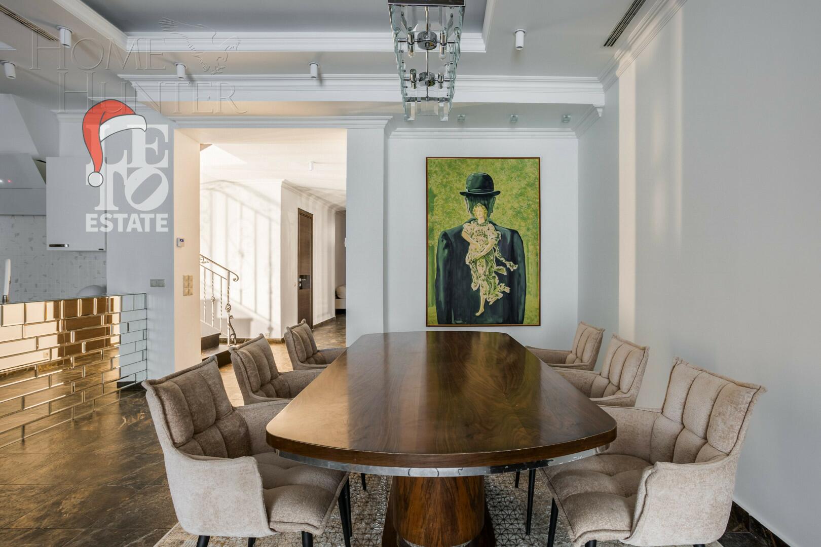 2-этажный таунхаус 440 м² с отделкой