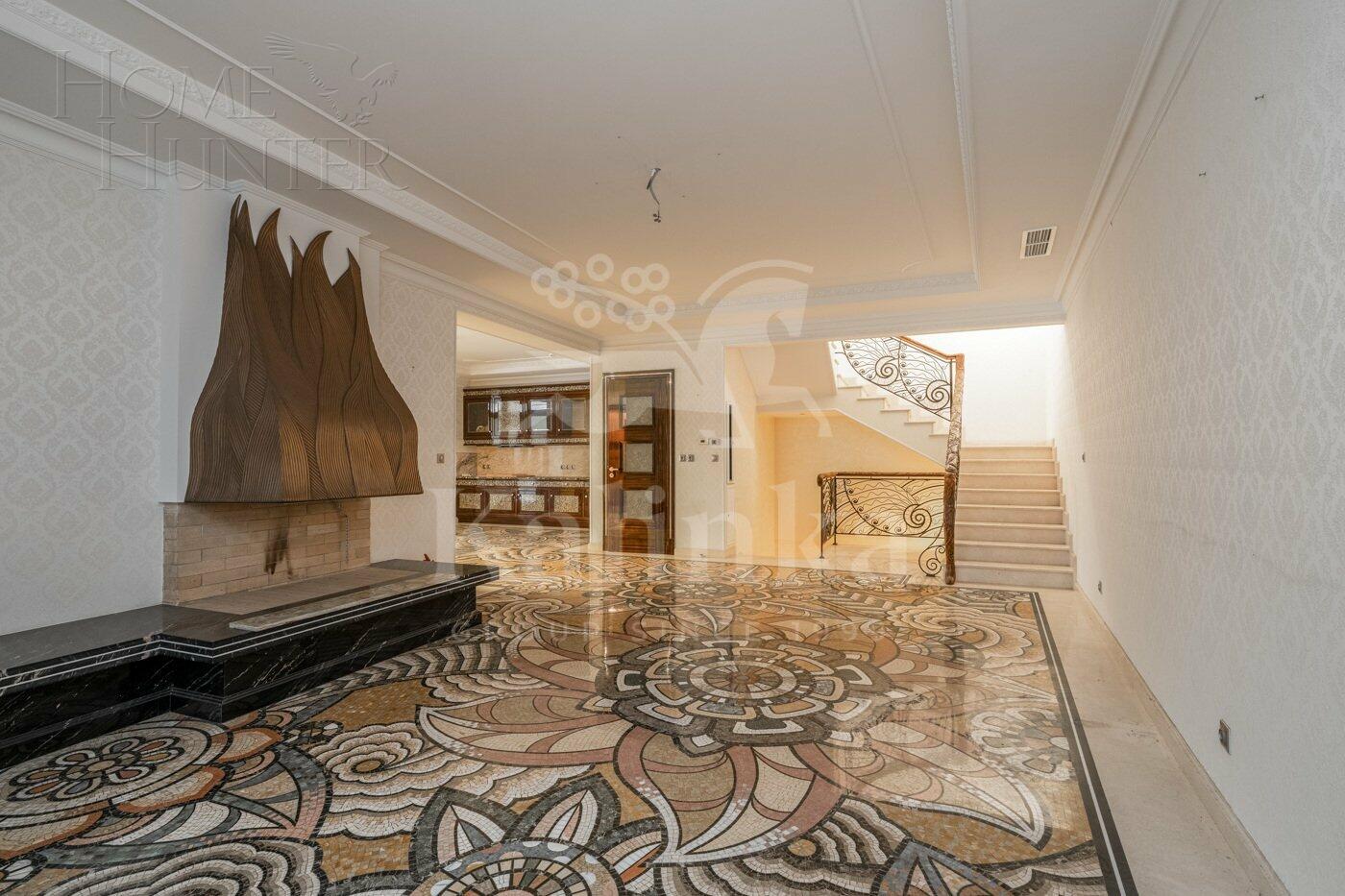 2-этажный коттедж 350 м² с отделкой