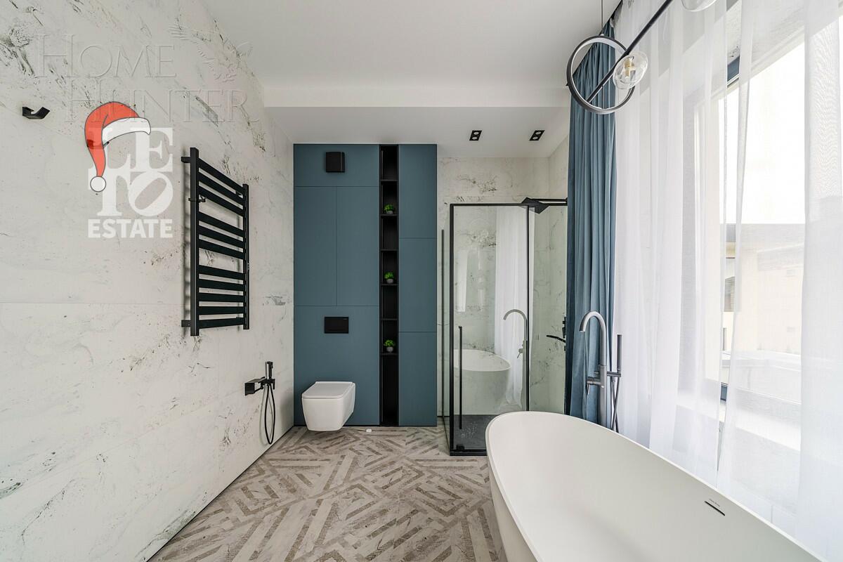 2-этажный коттедж 300 м² с отделкой