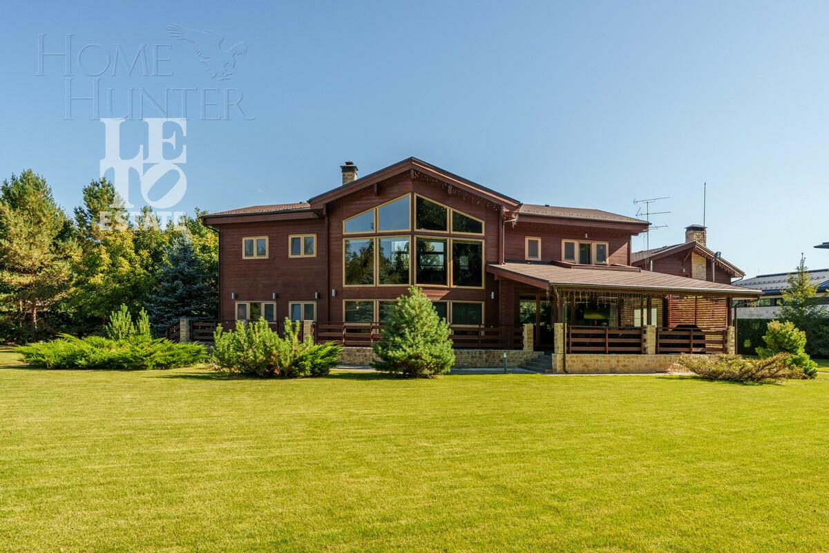 2-этажный коттедж 403 м² с отделкой