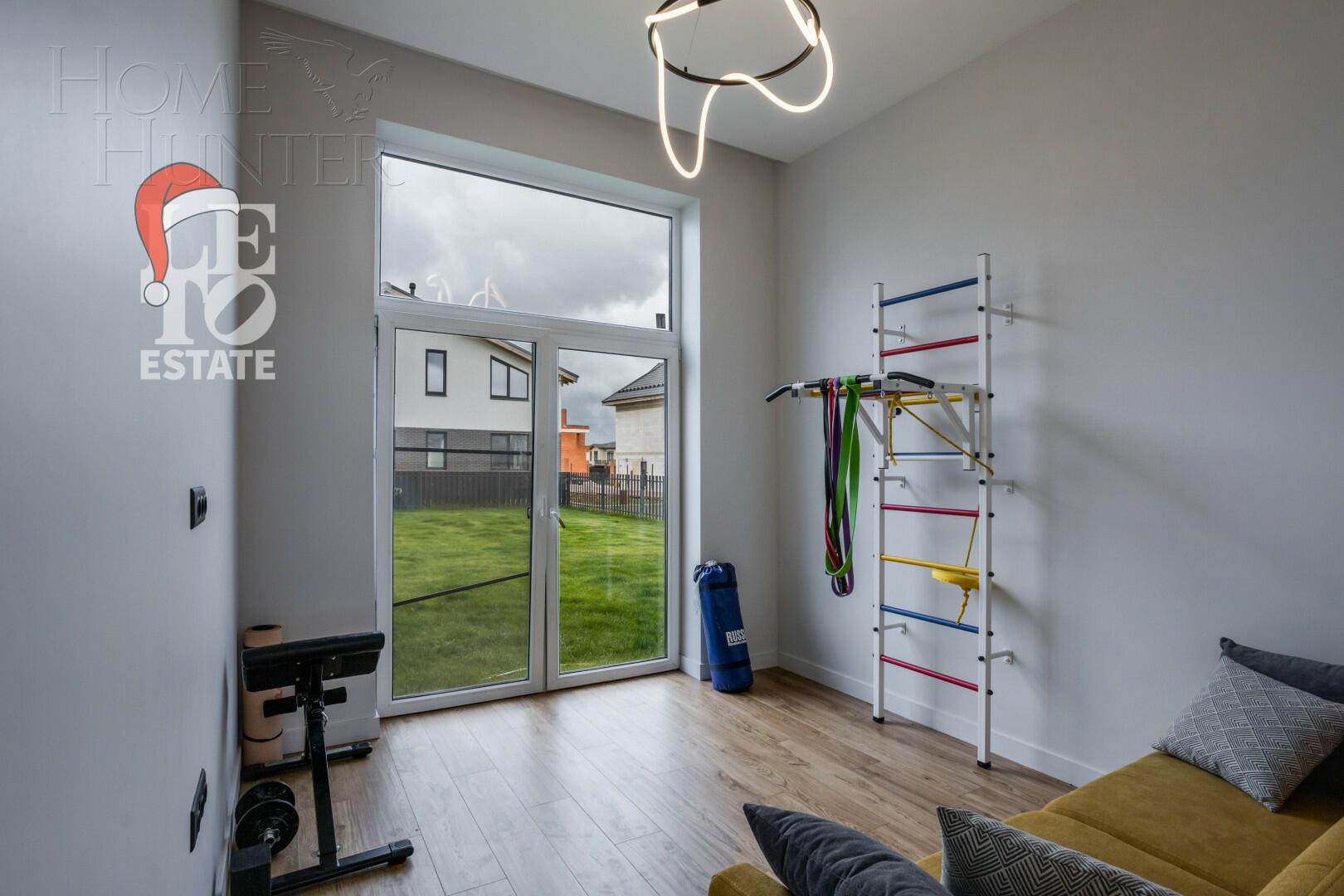 2-этажный коттедж 260 м² с отделкой