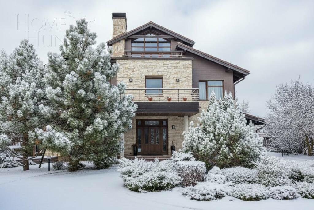 3-этажный коттедж 700 м² с отделкой