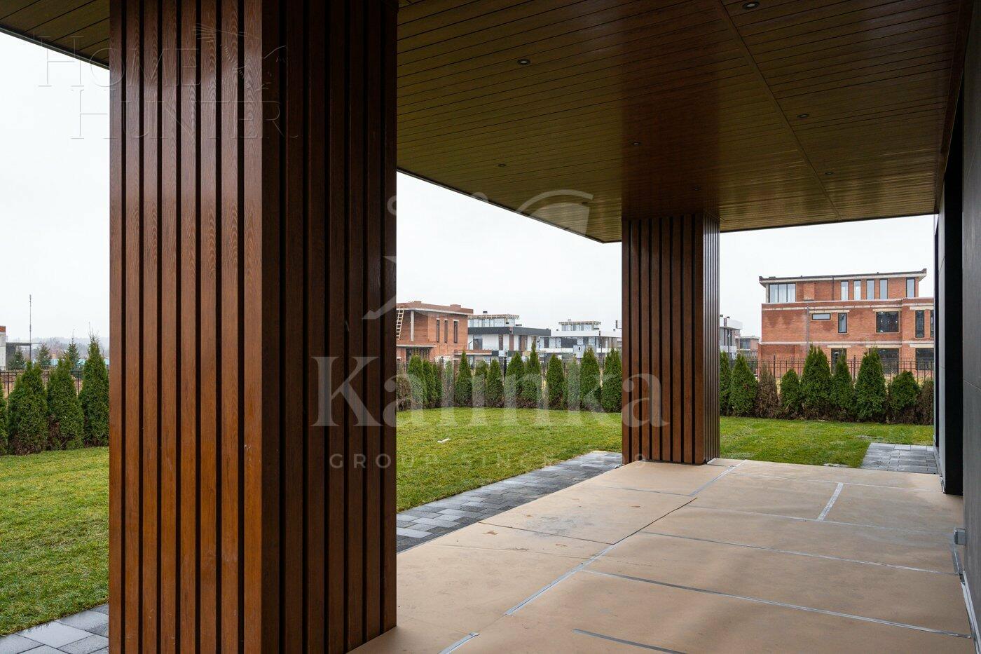 2-этажный коттедж 800 м² без отделки