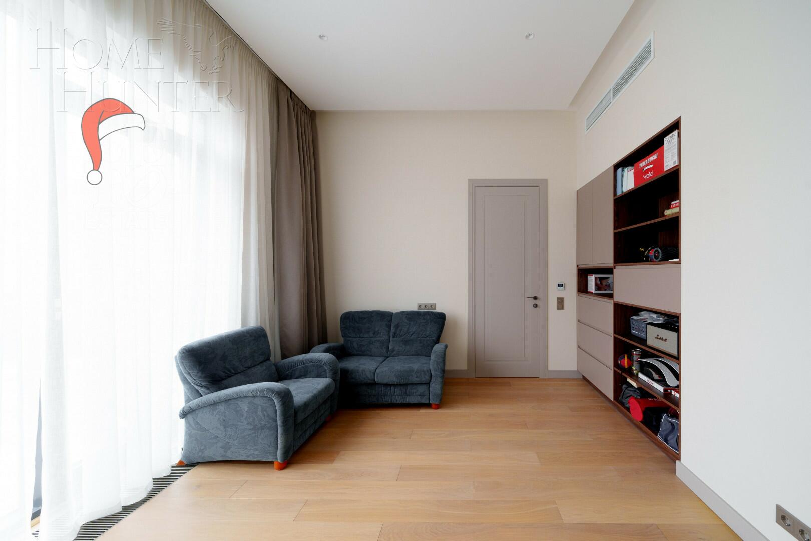 4-этажный таунхаус 278 м² с отделкой