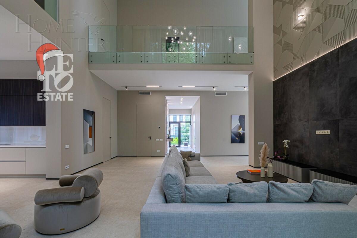 2-этажный коттедж 720 м² с отделкой