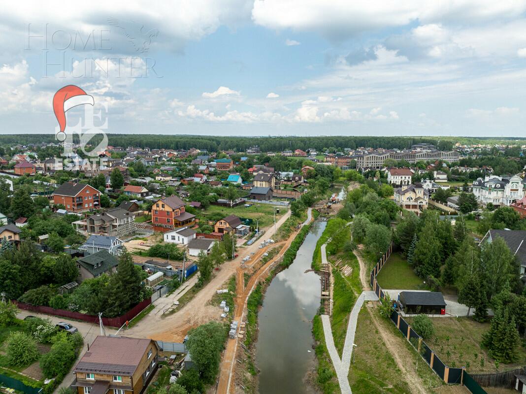 2-этажный коттедж 398.2 м² без отделки