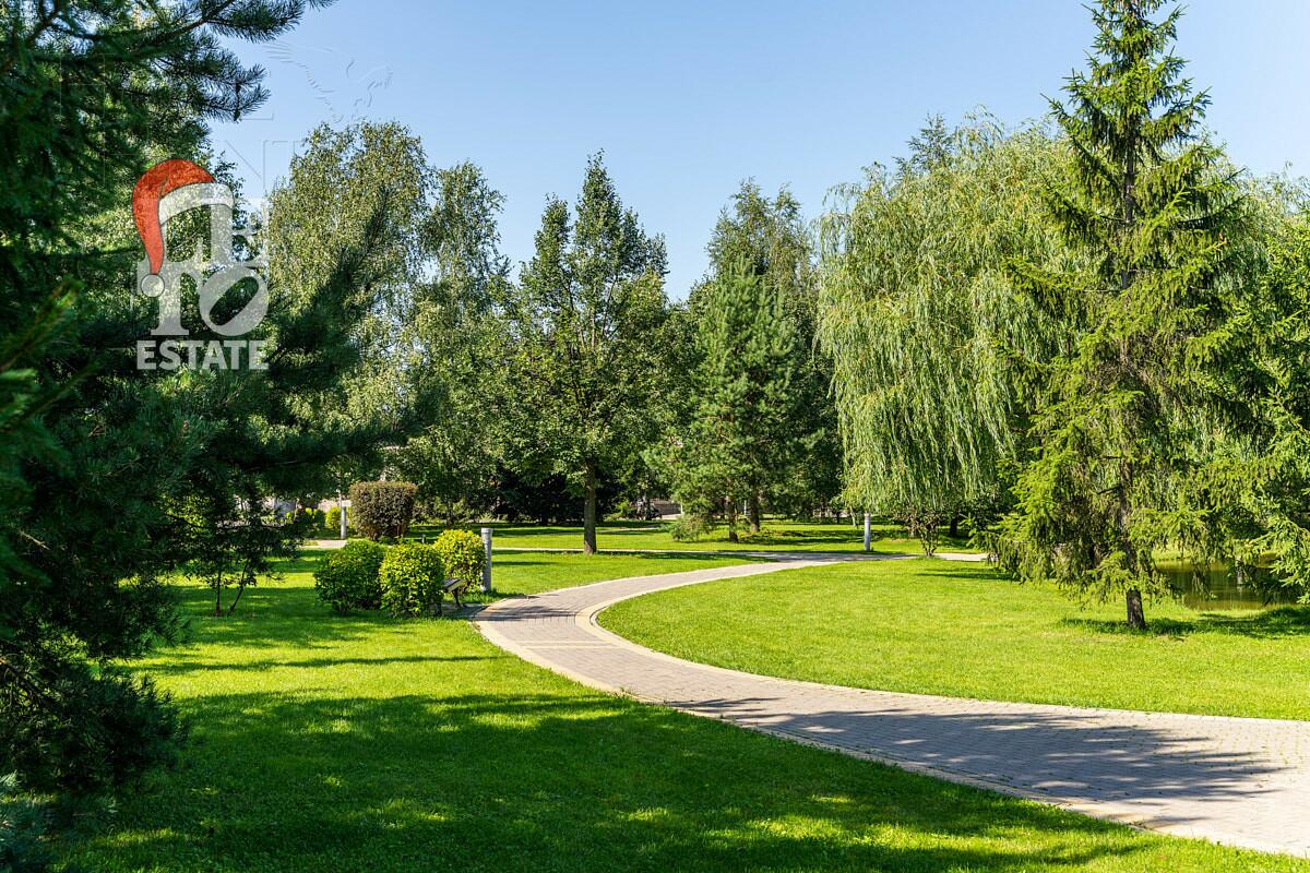 2-этажный коттедж 240 м² с отделкой