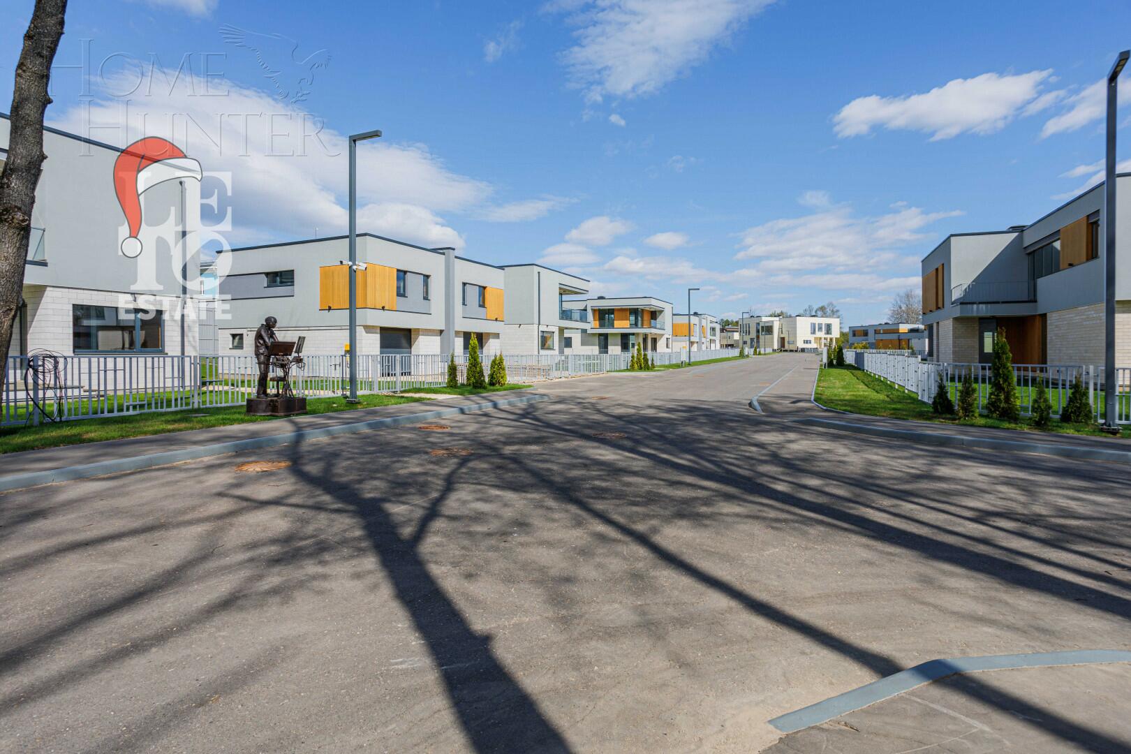 2-этажный коттедж 468 м² без отделки