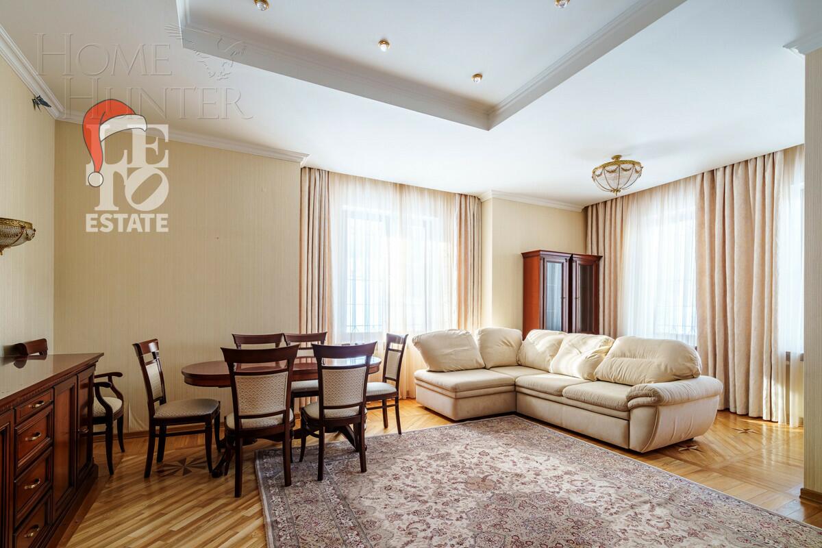 2-этажный коттедж 350 м² с отделкой