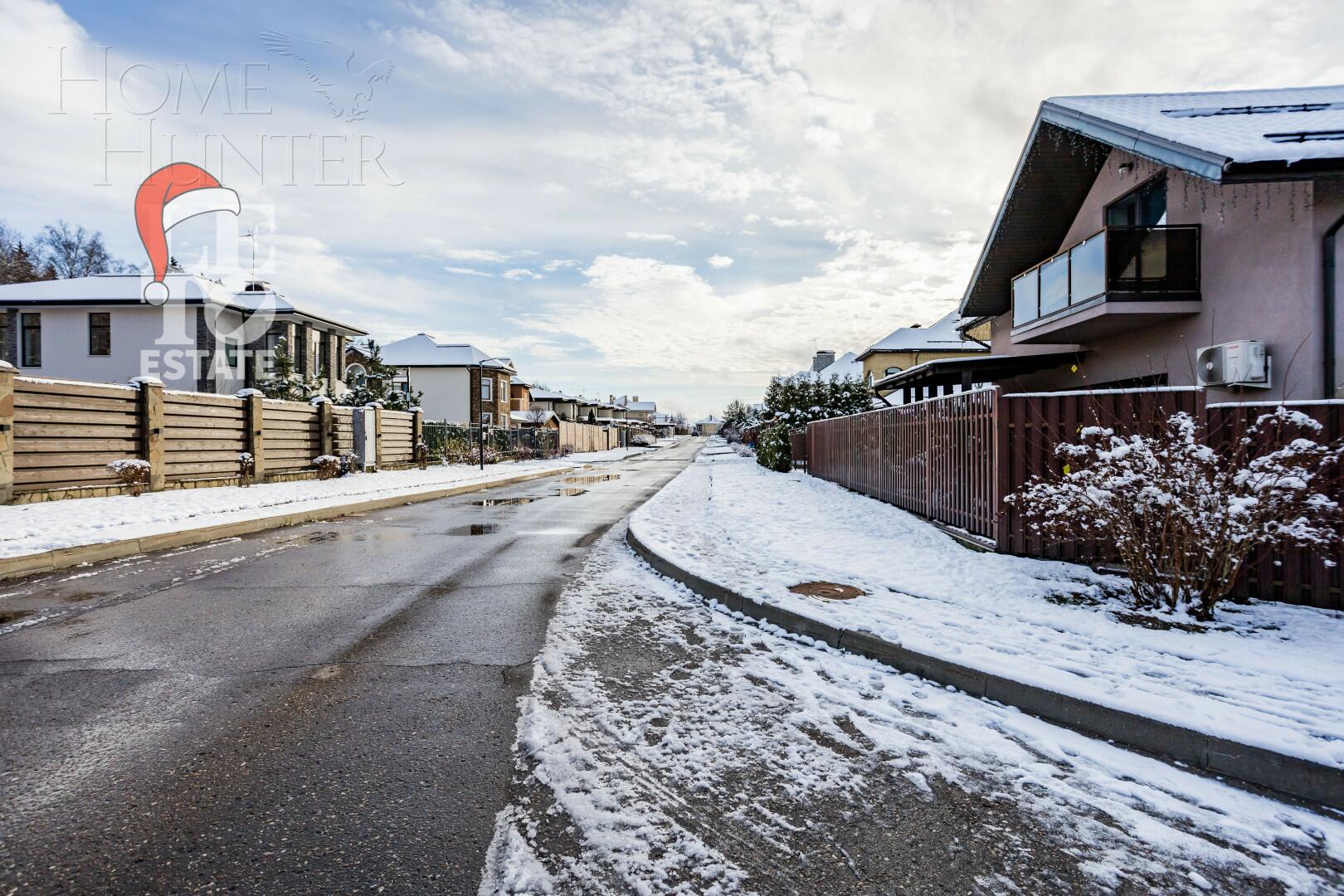 2-этажный коттедж 860 м² без отделки