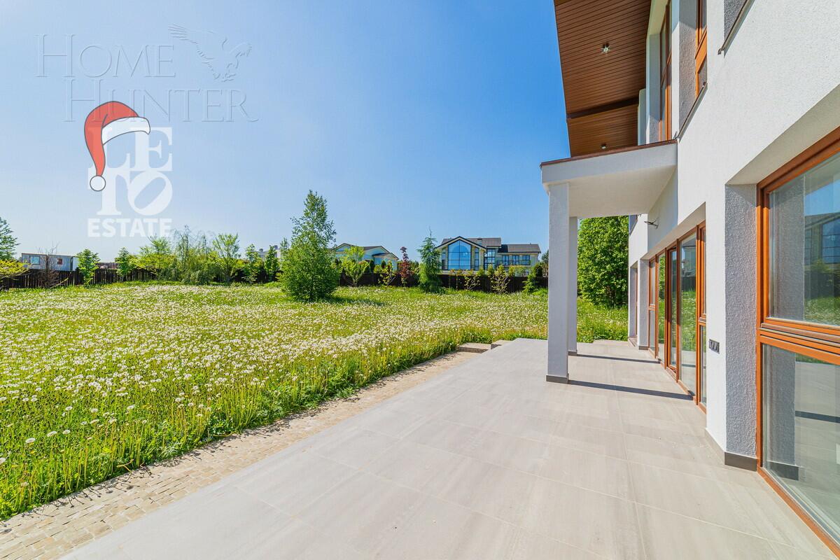 2-этажный коттедж 294 м² с отделкой