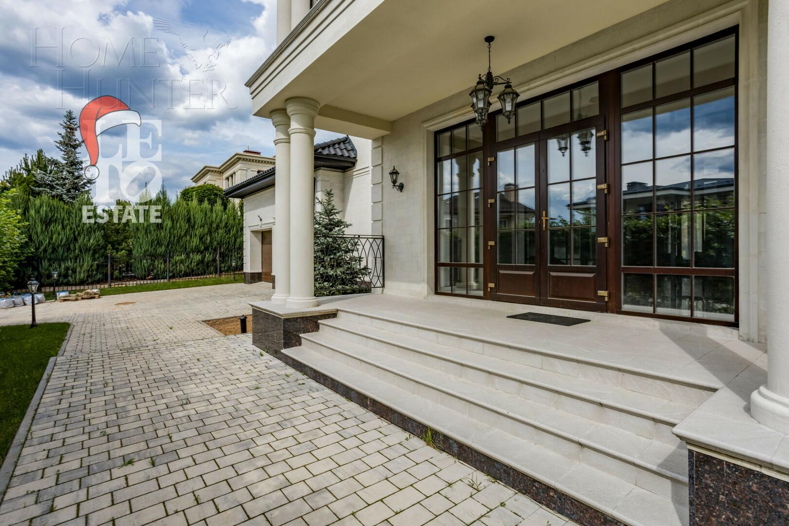 2-этажный коттедж 610 м² с отделкой