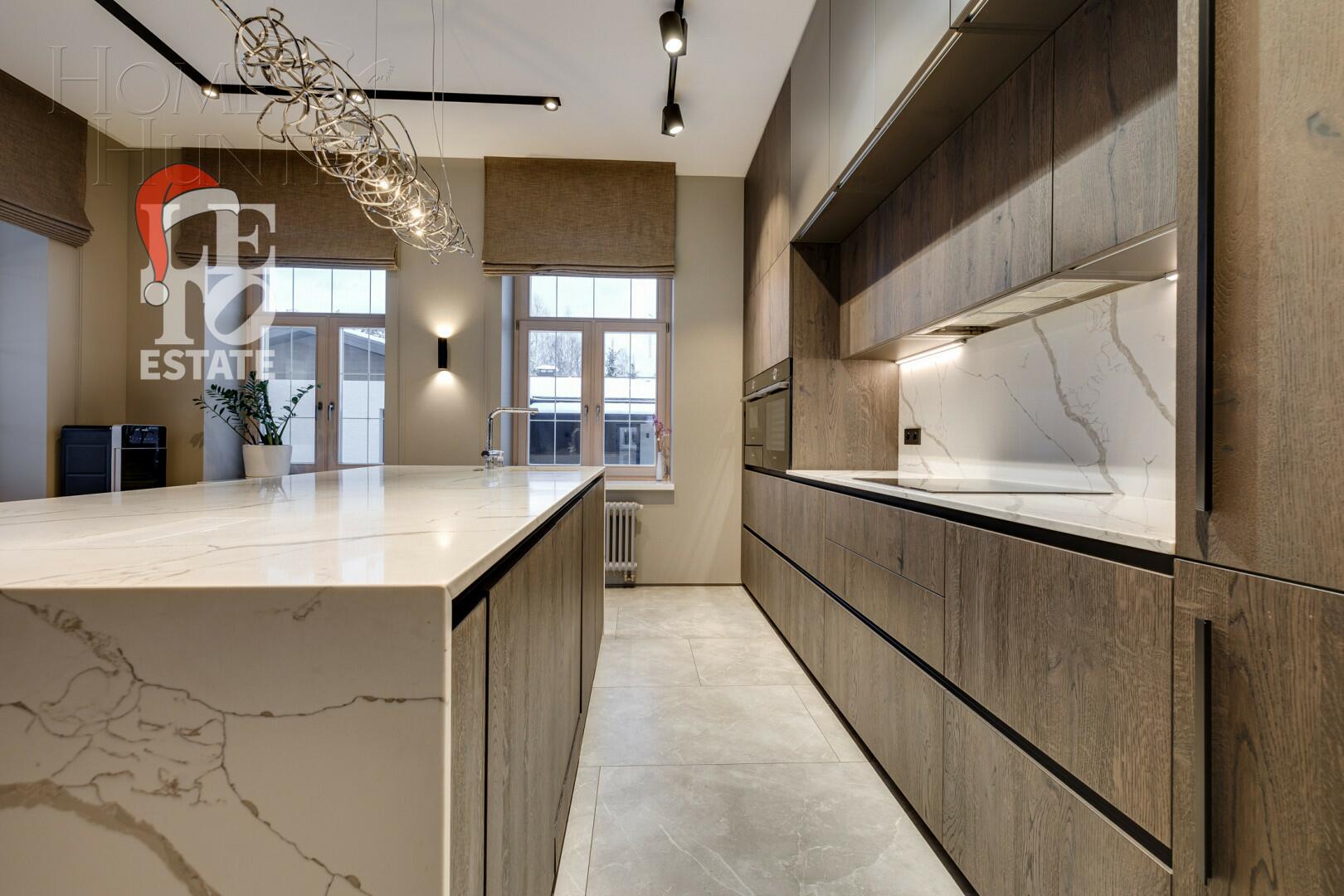 2-этажный коттедж 688 м² с отделкой