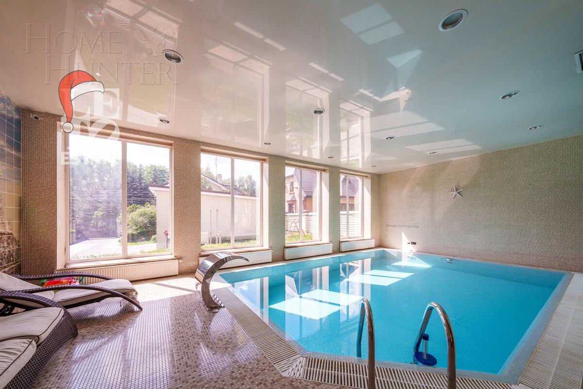 3-этажный коттедж 640 м² с отделкой