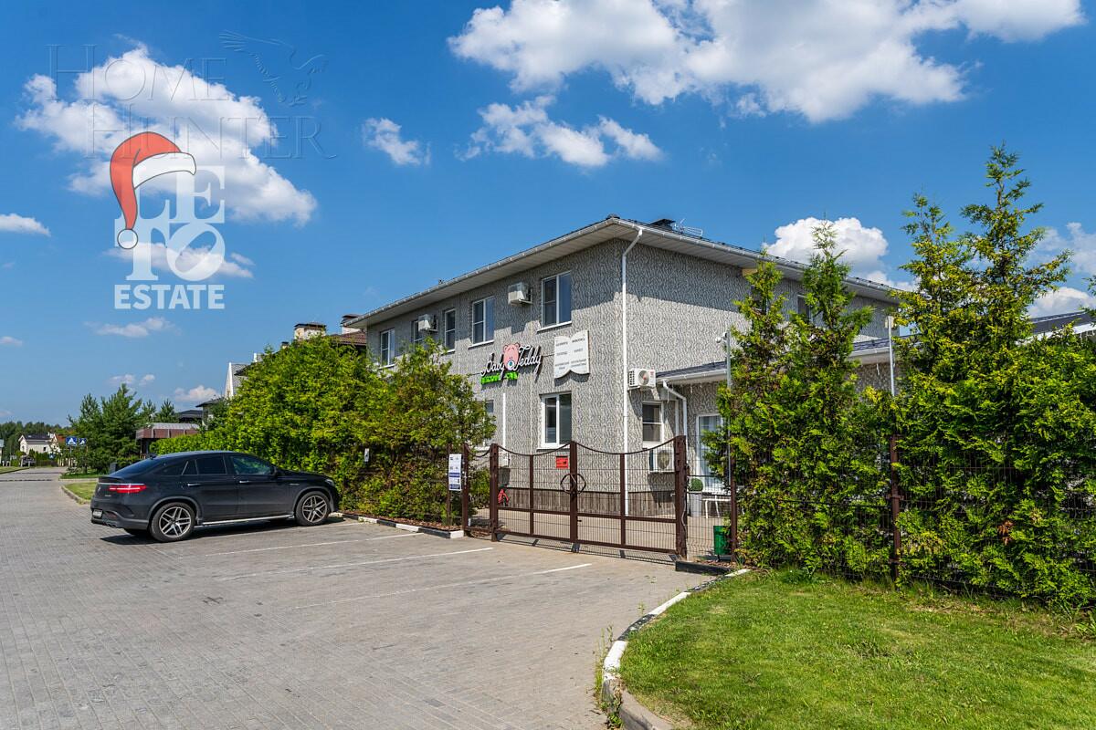 2-этажный коттедж 300 м² с отделкой