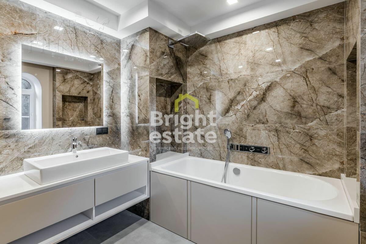 2-этажный коттедж 370 м² с отделкой