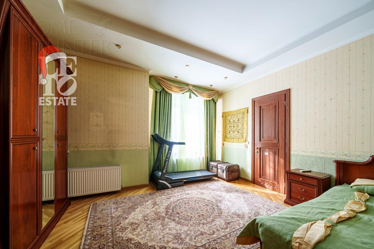 2-этажный коттедж 350 м² с отделкой