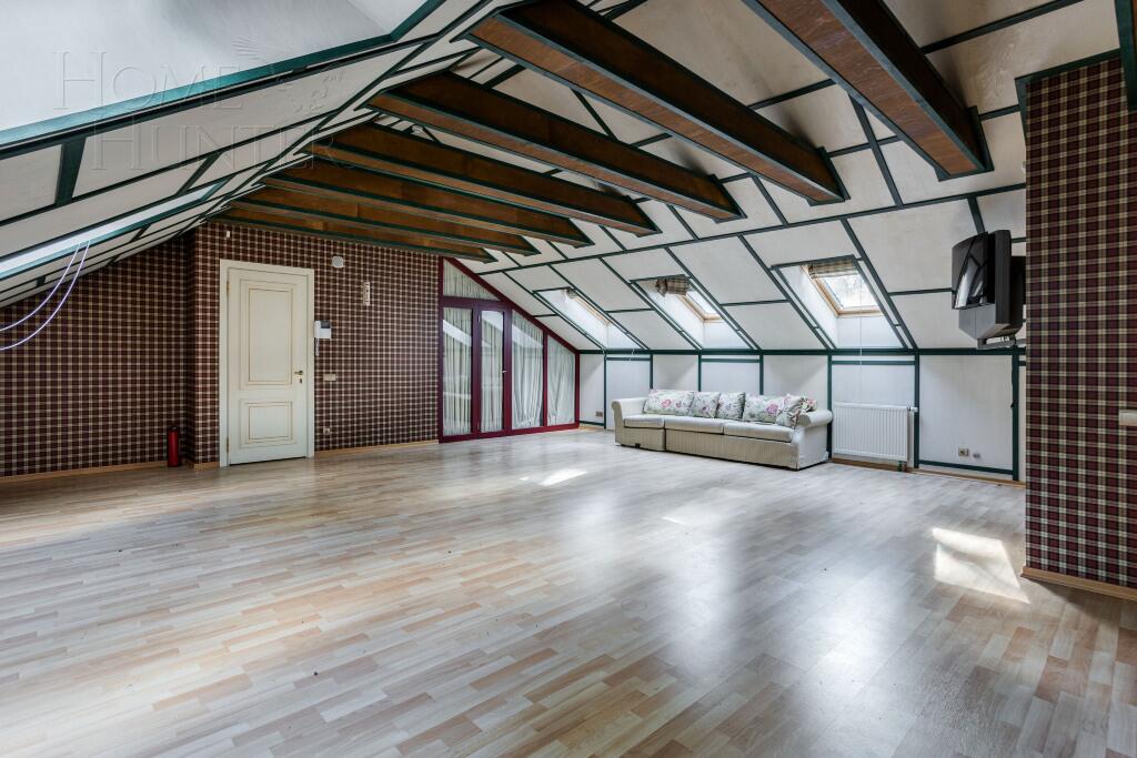 2-этажный коттедж 550 м² с отделкой