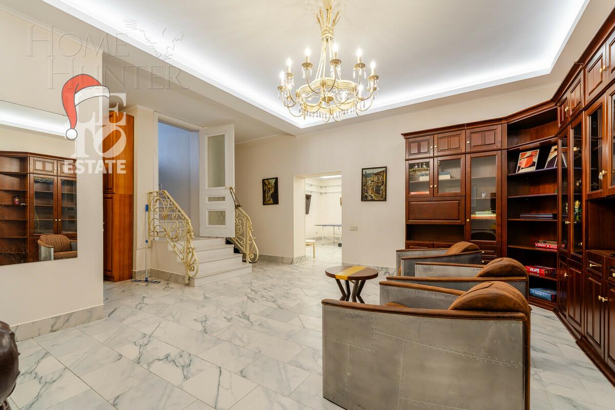 2-этажный коттедж 1 110 м² с отделкой