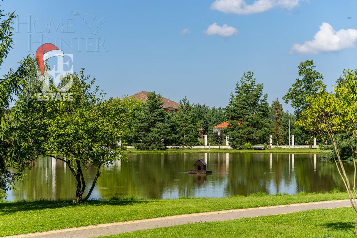 2-этажный коттедж 240 м² с отделкой