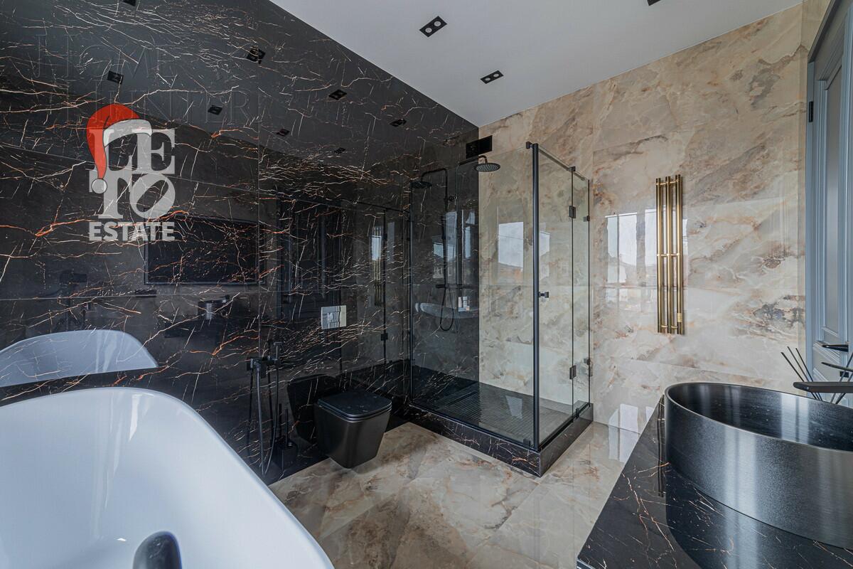 2-этажный коттедж 320 м² с отделкой