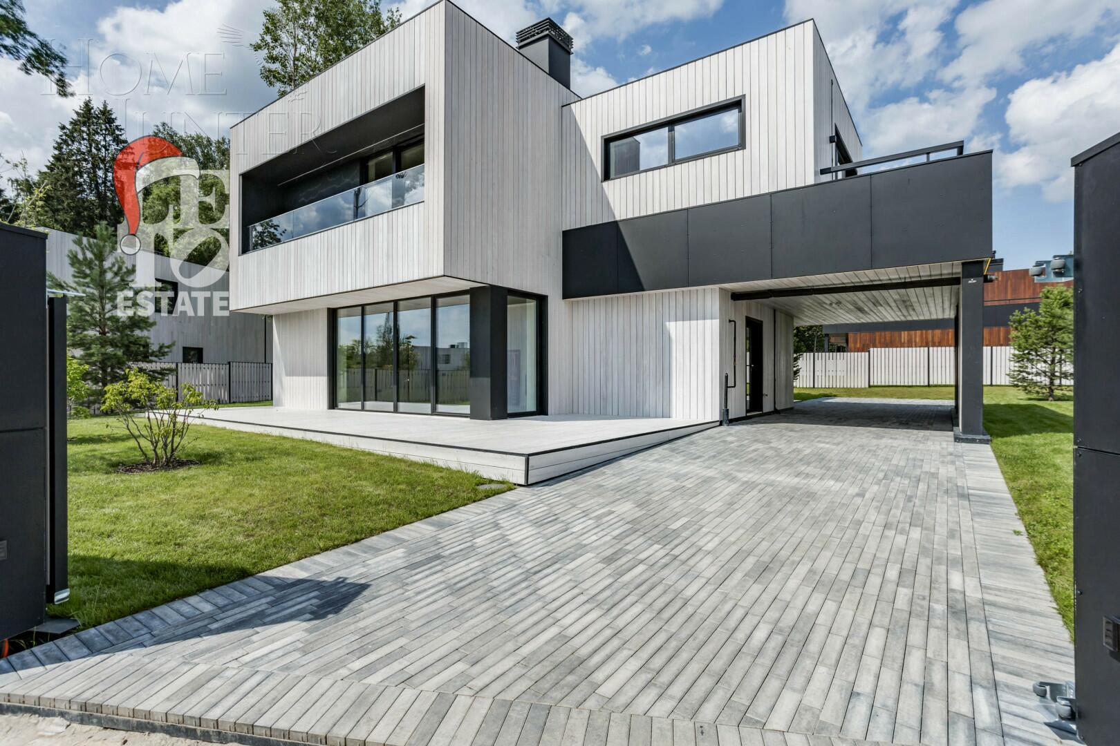 2-этажный коттедж 339 м² с отделкой