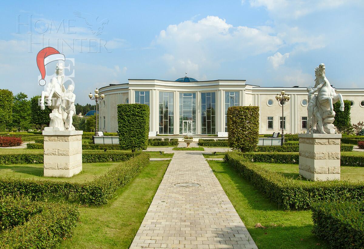 2-этажный коттедж 622 м² с отделкой