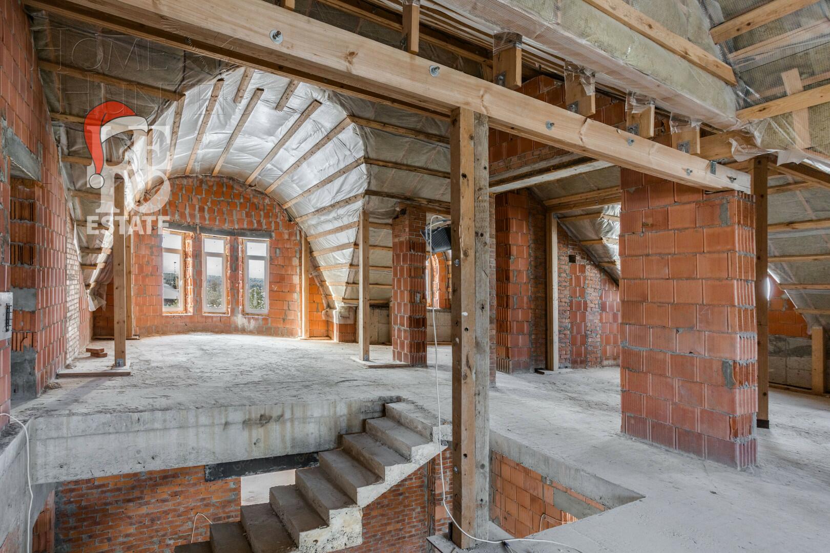 2-этажный коттедж 860 м² без отделки