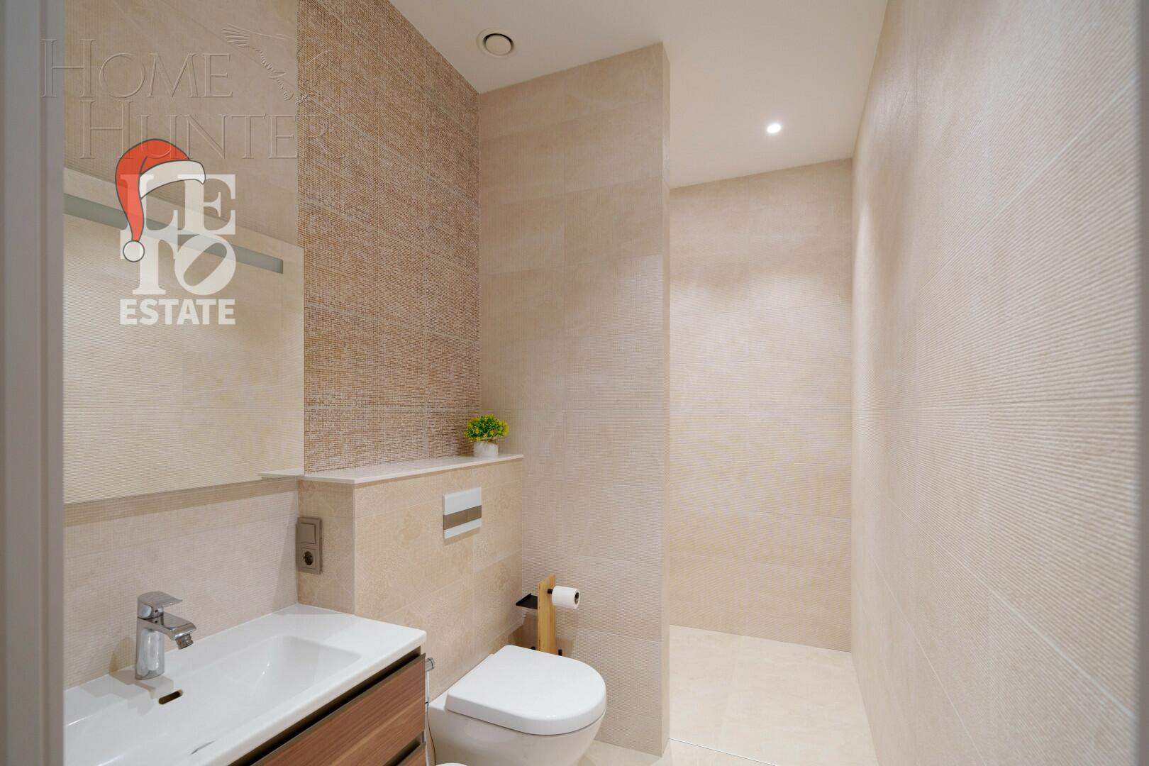 4-этажный таунхаус 278 м² с отделкой