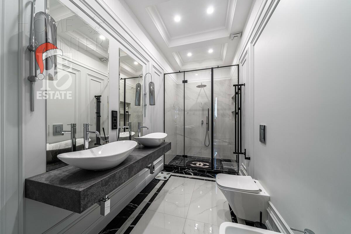 2-этажный коттедж 278 м² с отделкой