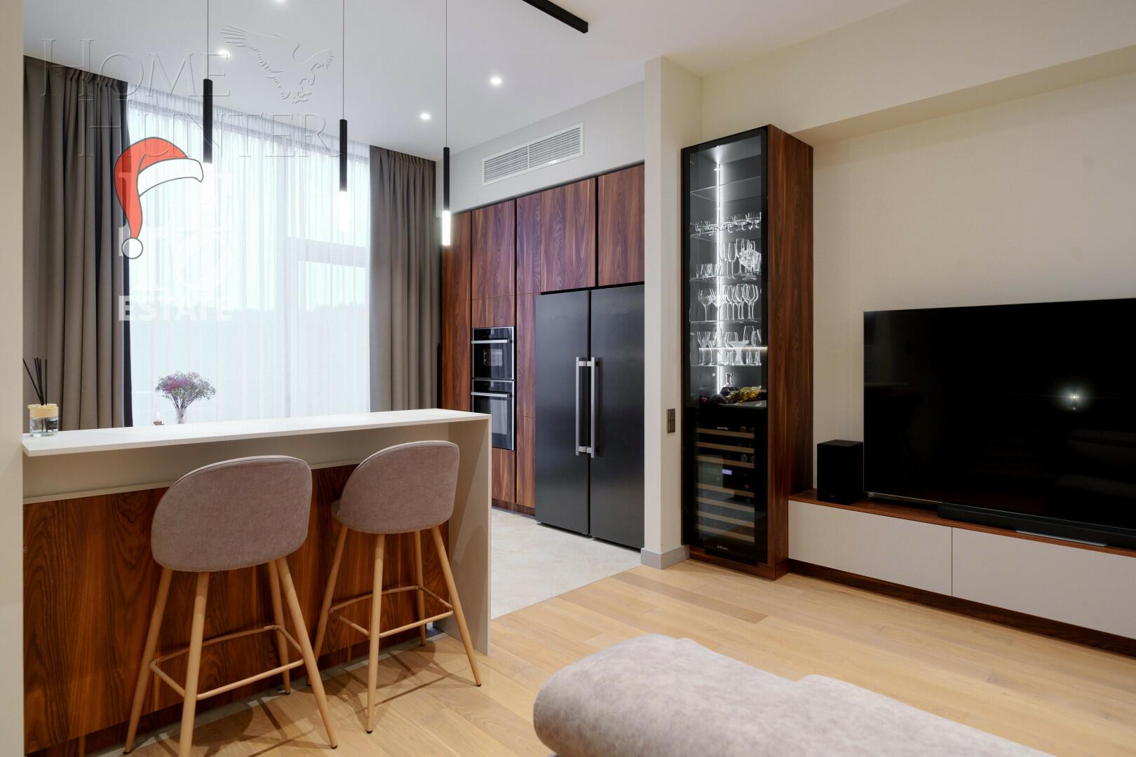 4-этажный таунхаус 278 м² с отделкой