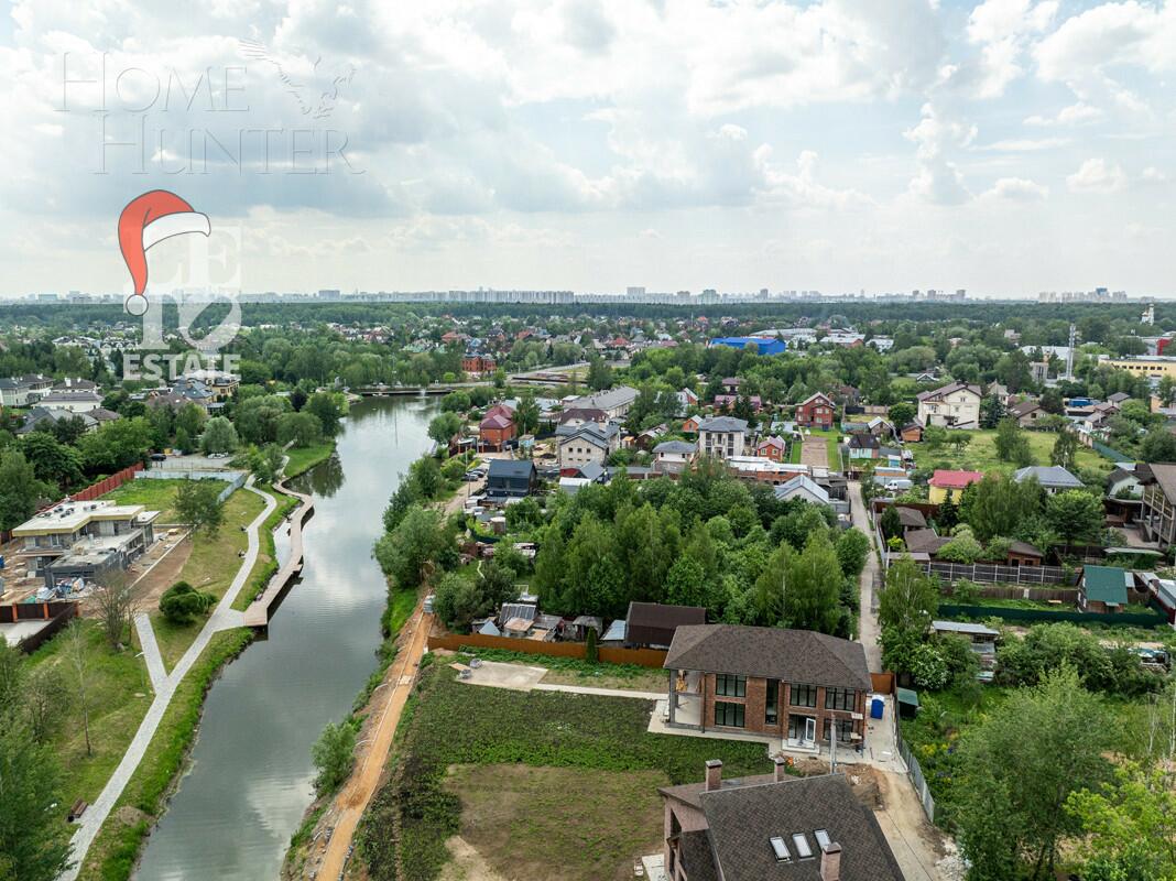 2-этажный коттедж 398.2 м² без отделки