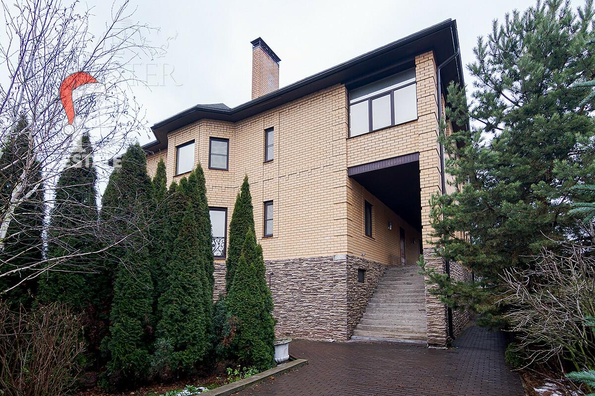 2-этажный коттедж 550 м² с отделкой