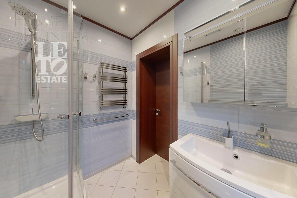 2-этажный коттедж 403 м² с отделкой