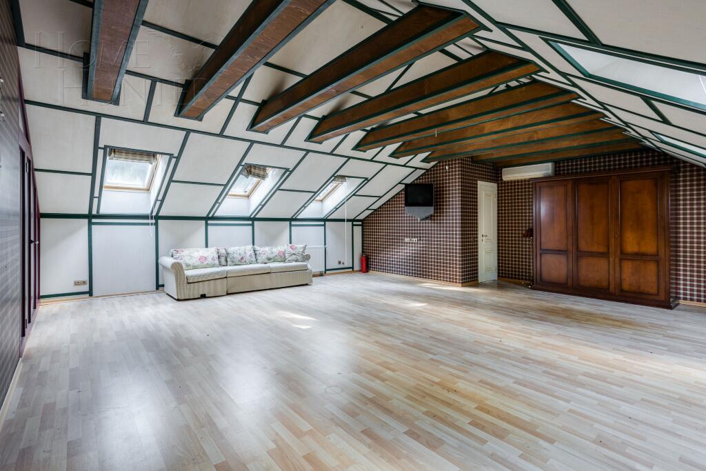 2-этажный коттедж 550 м² с отделкой