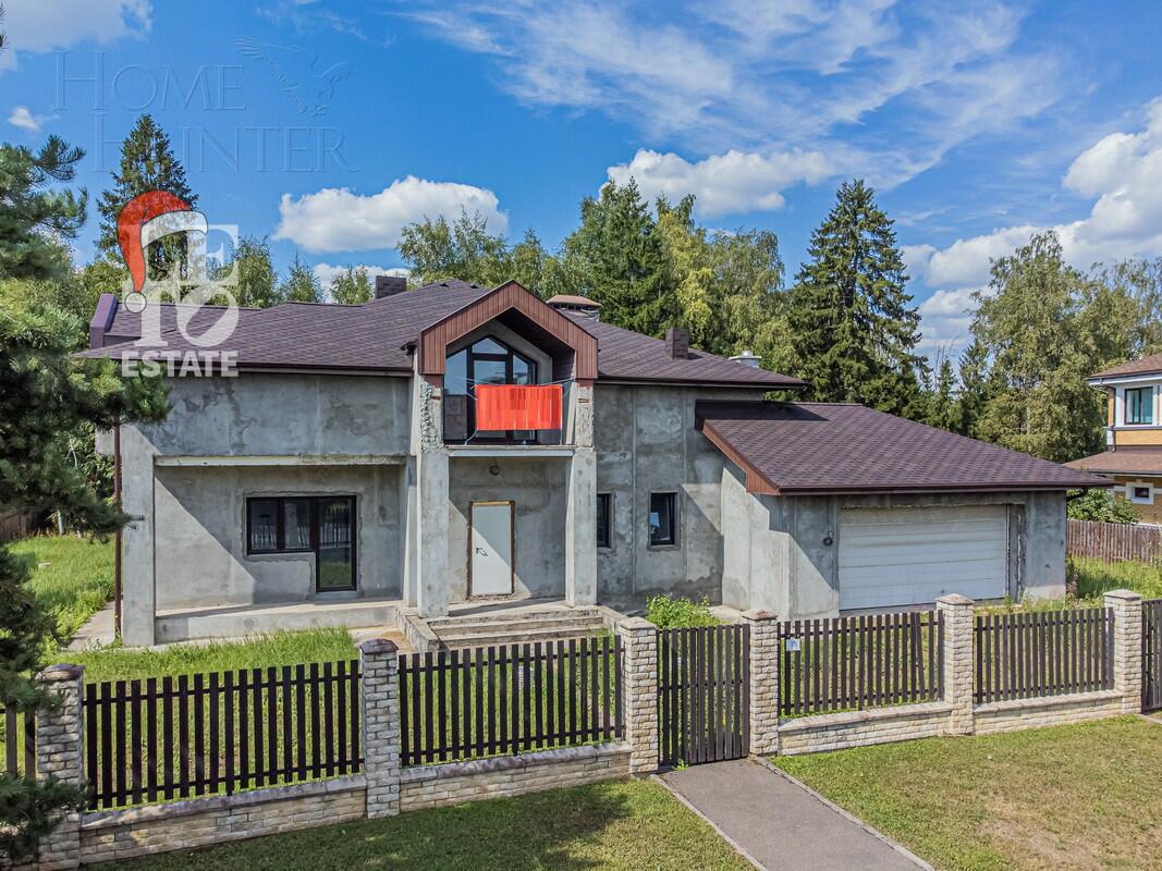 2-этажный коттедж 590 м² без отделки