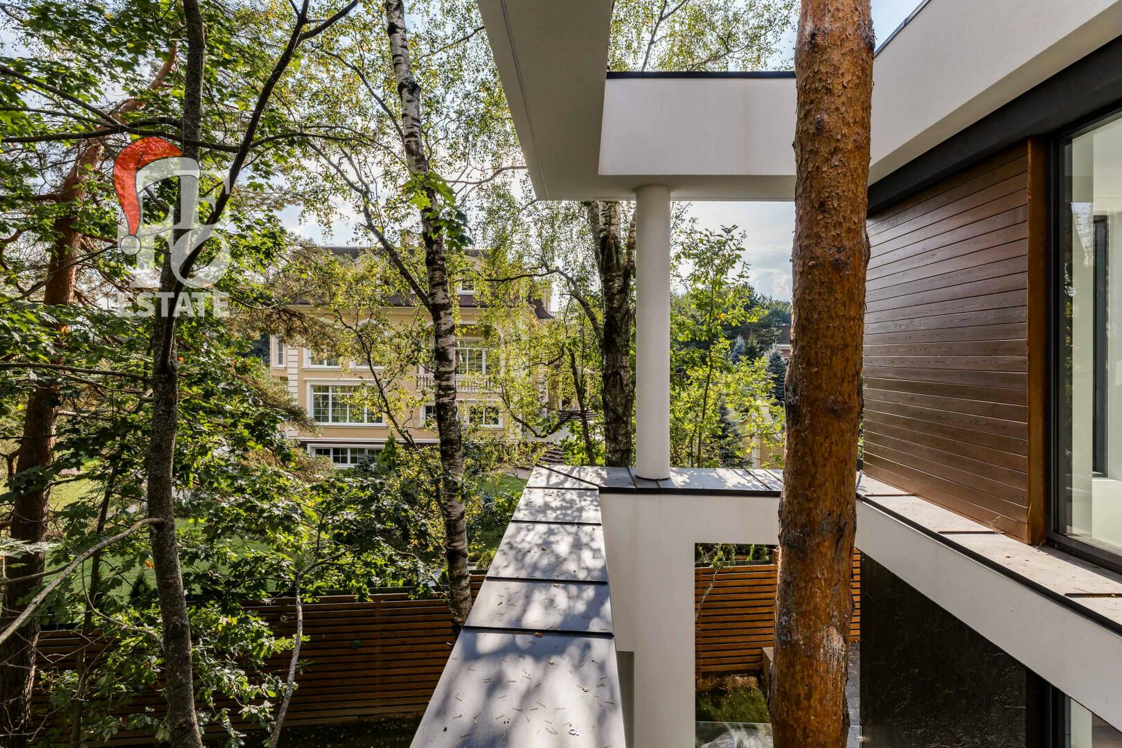 2-этажный коттедж 650 м² с отделкой